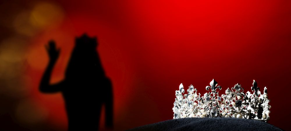 „Убий го“: Обвиниха бивша кралица на красотата в заговор за убийство на съпруга ѝ