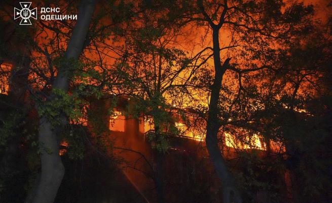 Одеса е атакувана, взривове във всички райони на града